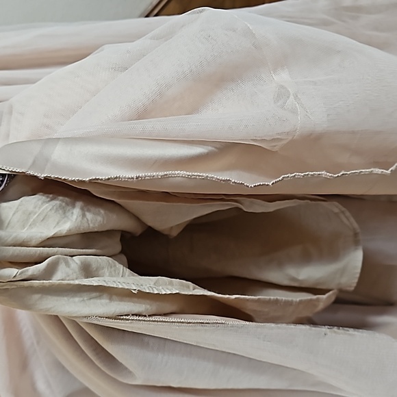 TRISH SCULLY BIANCA Gown - Picture 10 of 12